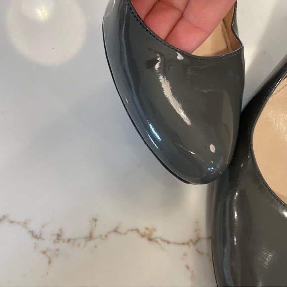 PRADA PATENT LEATHER HEELS - Charcoal Grey - Authentic - Picture 6 of 12